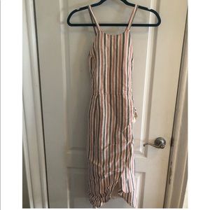 Privacy please Stripped open linen + cotton dress!